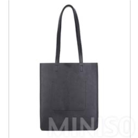 Miniso Banana Tote - Picture 2 of 2